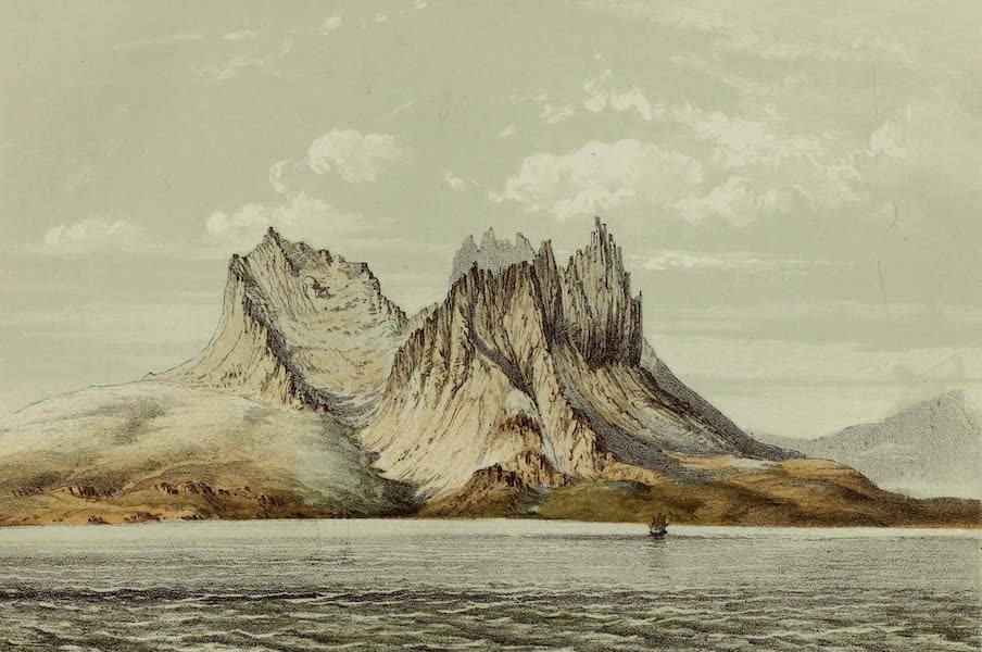 Mountains near Folden Fiord