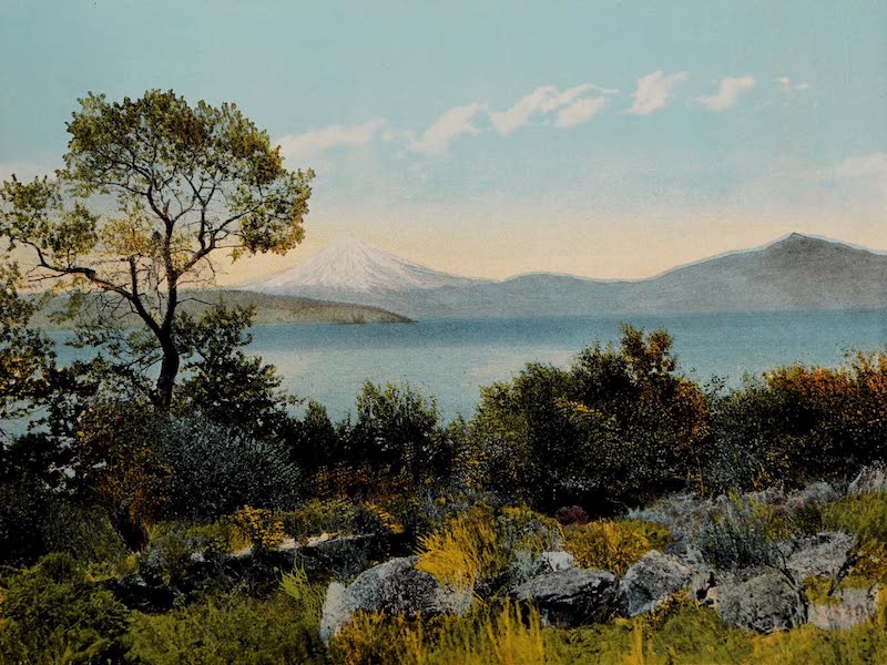 The Shasta Route in All of Its Grandeur - Klamath Lake and Mt. McLoughlin (1923)
